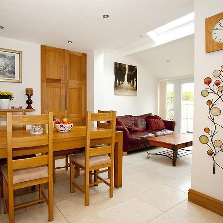 Rosa'S Bed And Breakfast Cambridge  Bagian luar foto